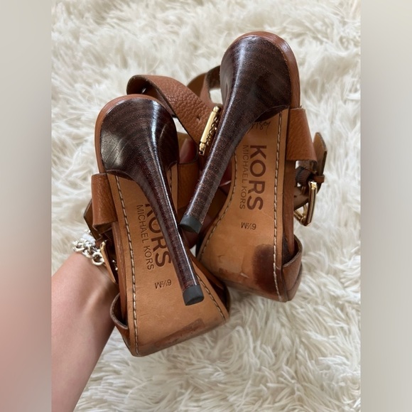 Michael Kors Paris Double Buckle - size 6.5 - Picture 6 of 10